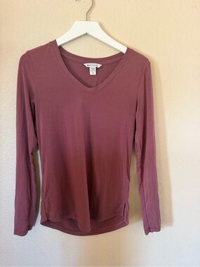 Athleta Long Sleeve V-Neck Top - Dusty Rose